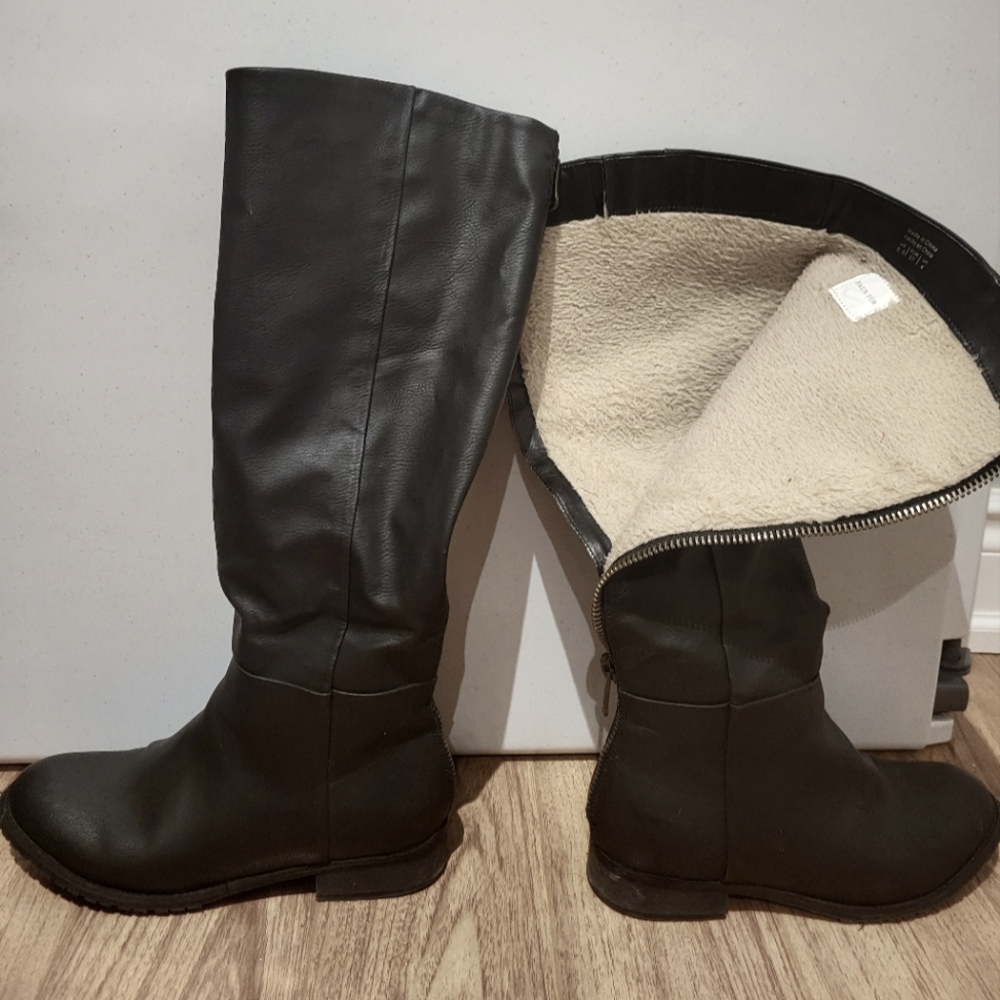Aldo Boots size US 6.5